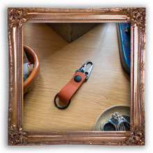 Load image into Gallery viewer, the 'sling clip keychain'